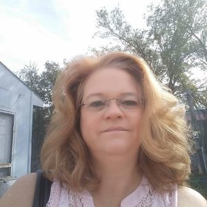 Meet your Posher, Leigh